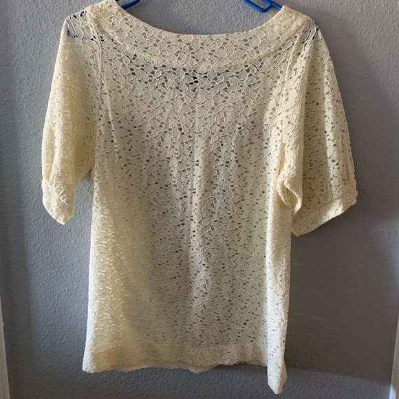Apostrophe Lace top - Picture 5 of 5